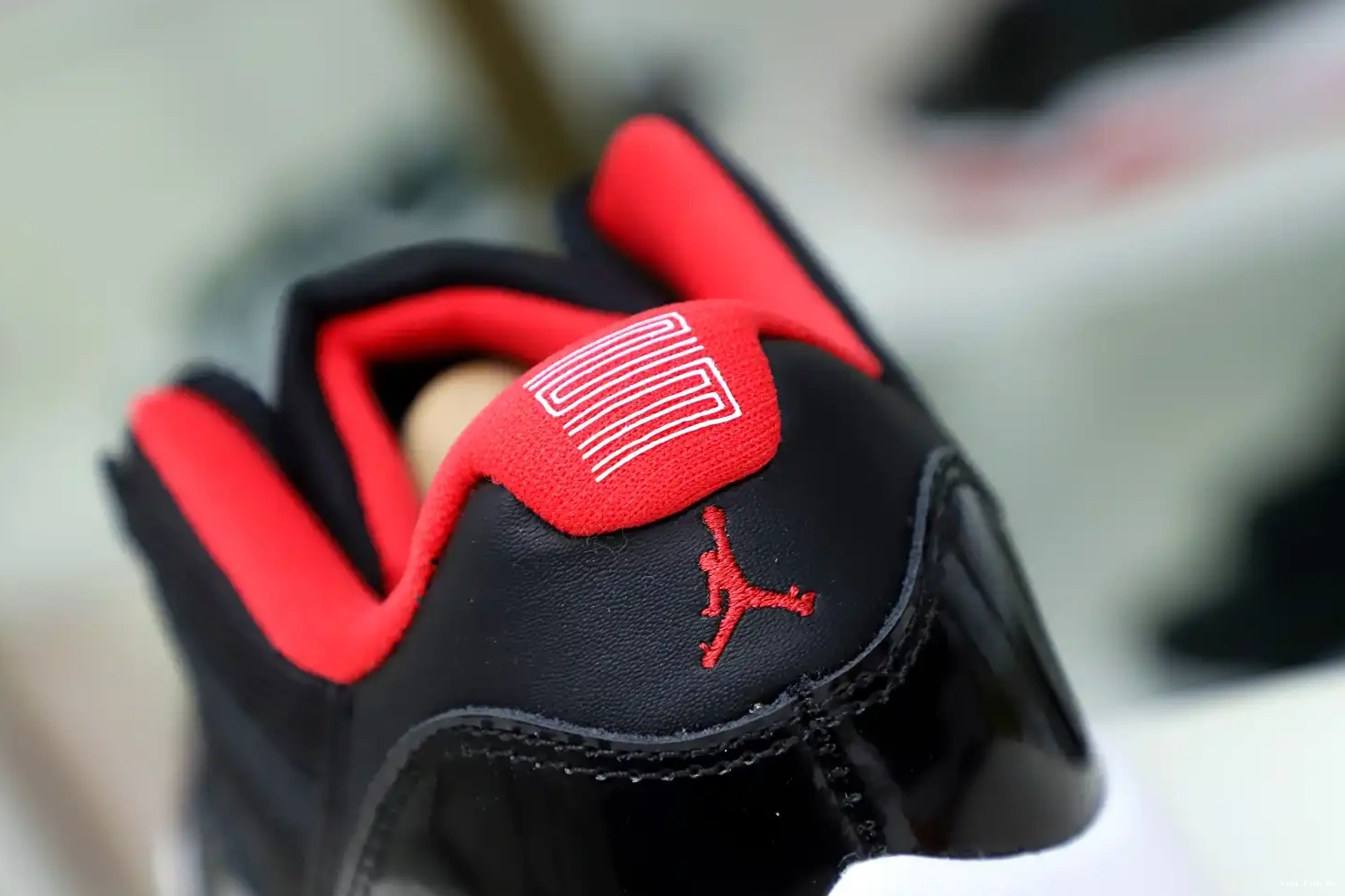 AIR JORDAN BRED RETRO 11 Kimikick LOW 0702